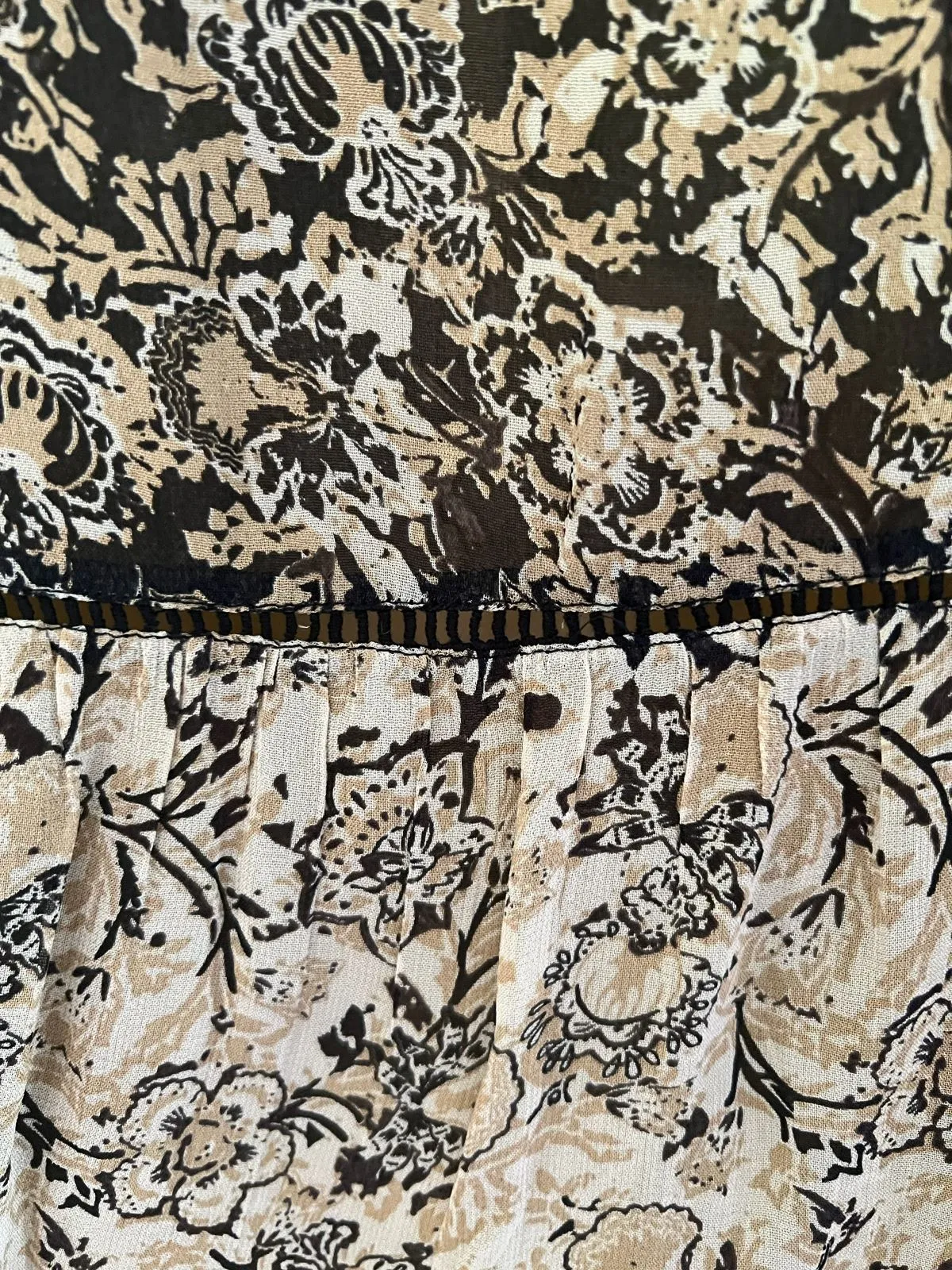 Zara  Black & Cream Sheer Chiffon Floral Top Size M UK 12 US 8 EU 40